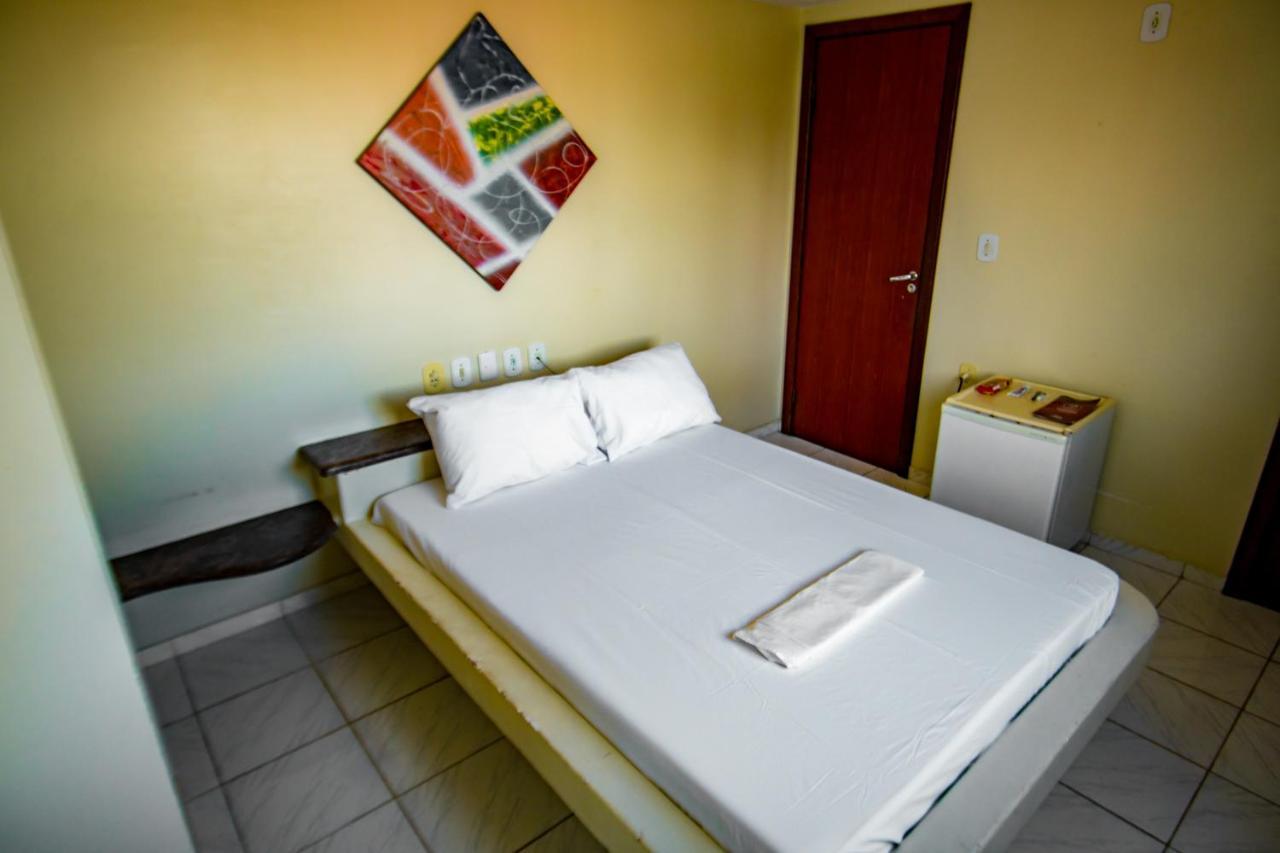 Hotel Piramide Pituba - Av Paulo VI サルバドール エクステリア 写真