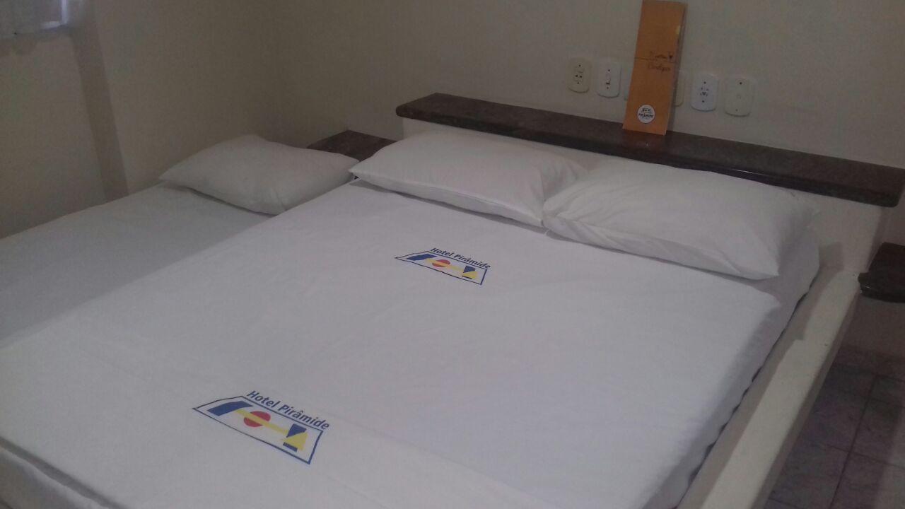 Hotel Piramide Pituba - Av Paulo VI サルバドール エクステリア 写真